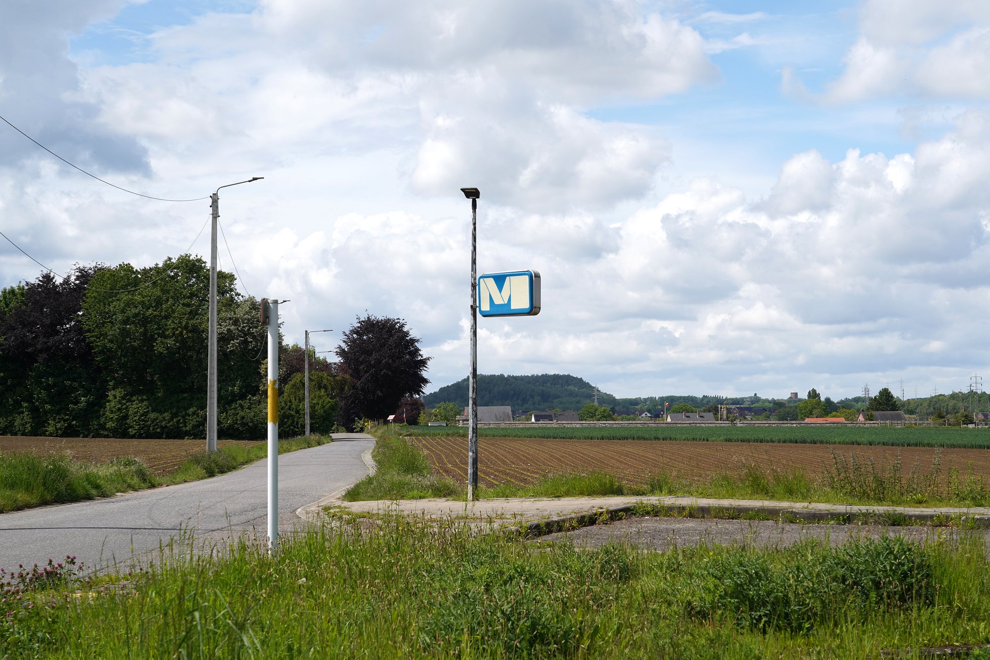 Métro léger de Charleroi, Station Leernes