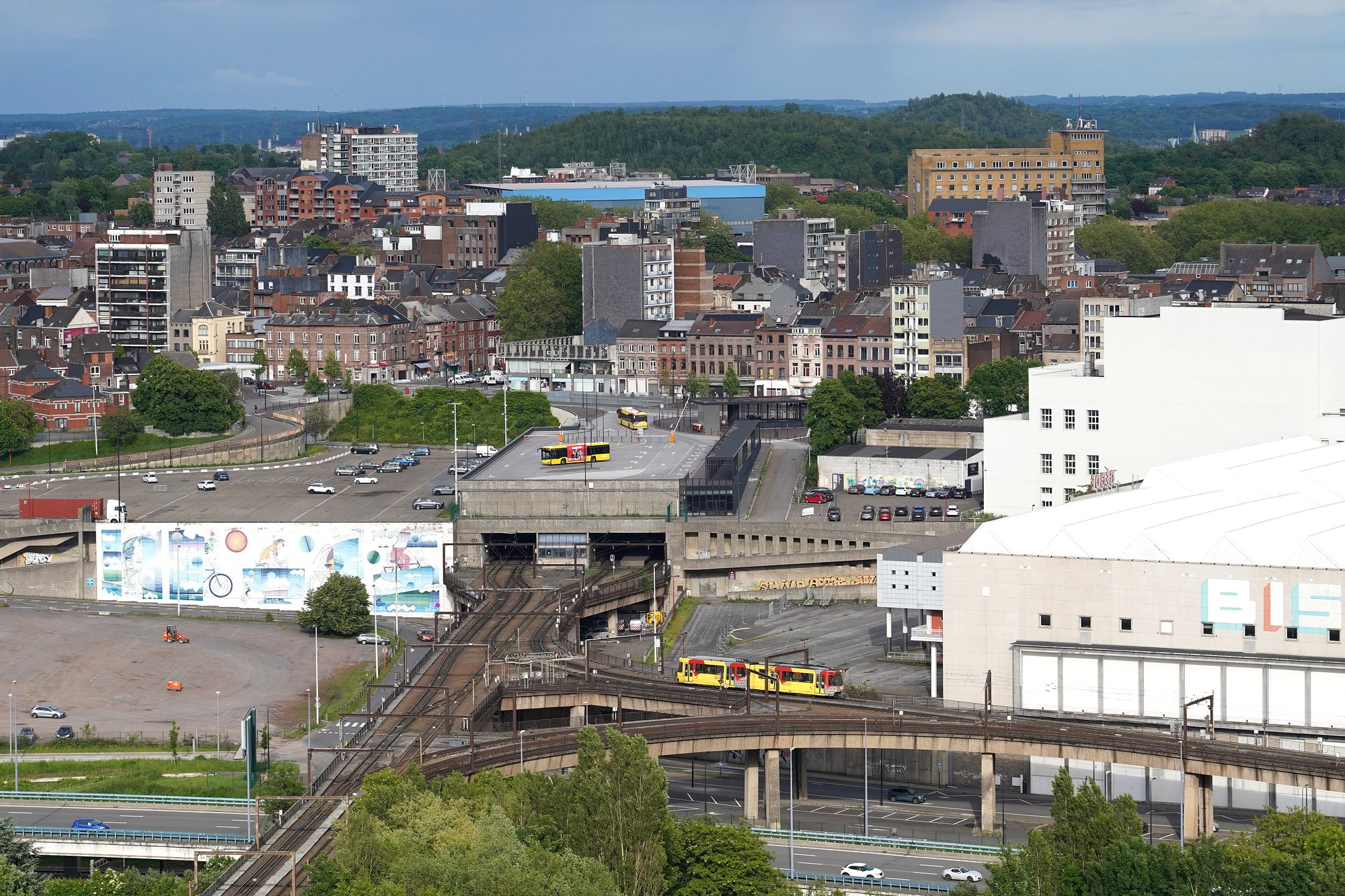 Métro léger de Charleroi, Hochtrasse zwischen Piges und Palais