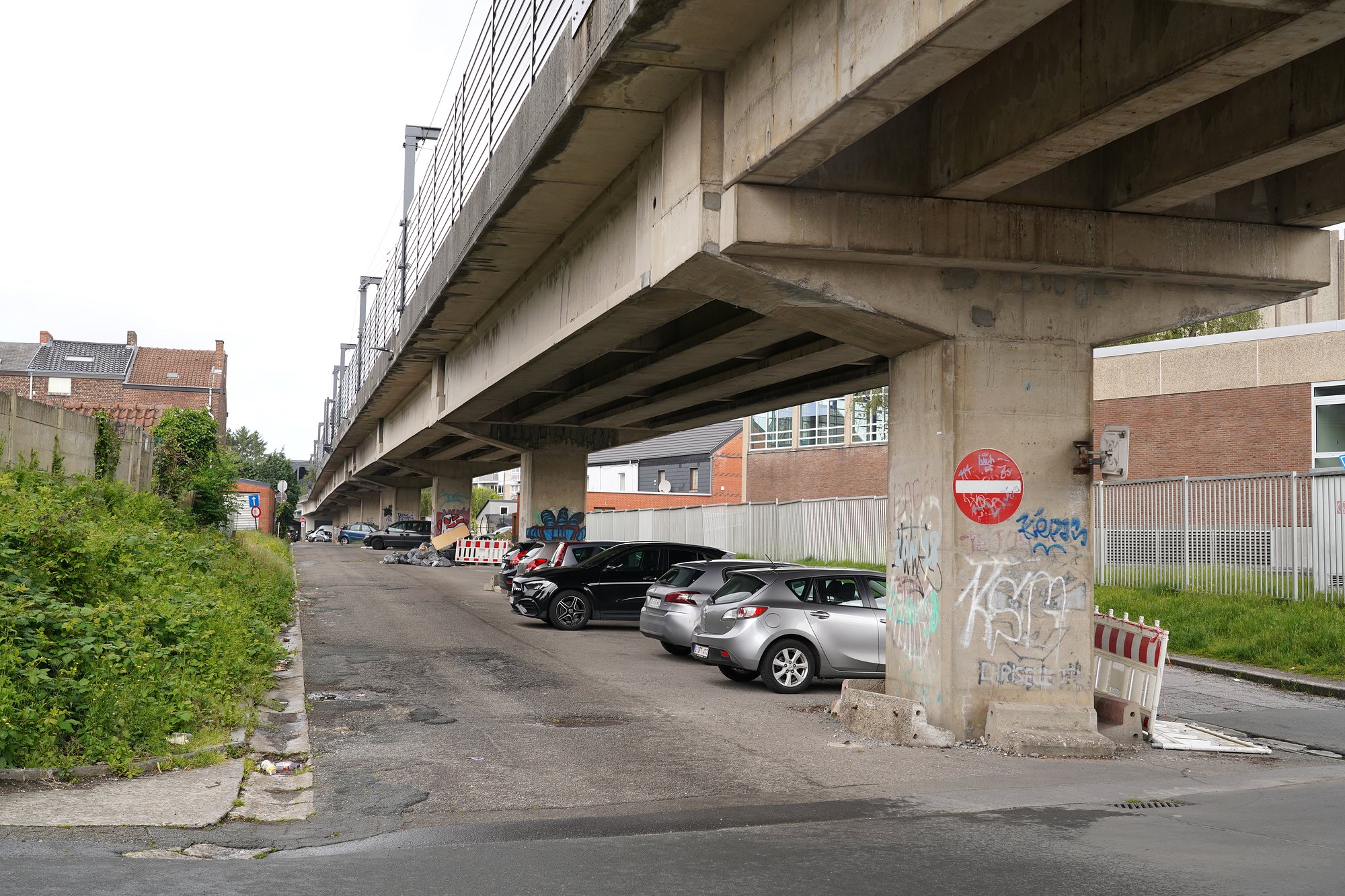 Hochtrasse der Métro léger de Charleroi